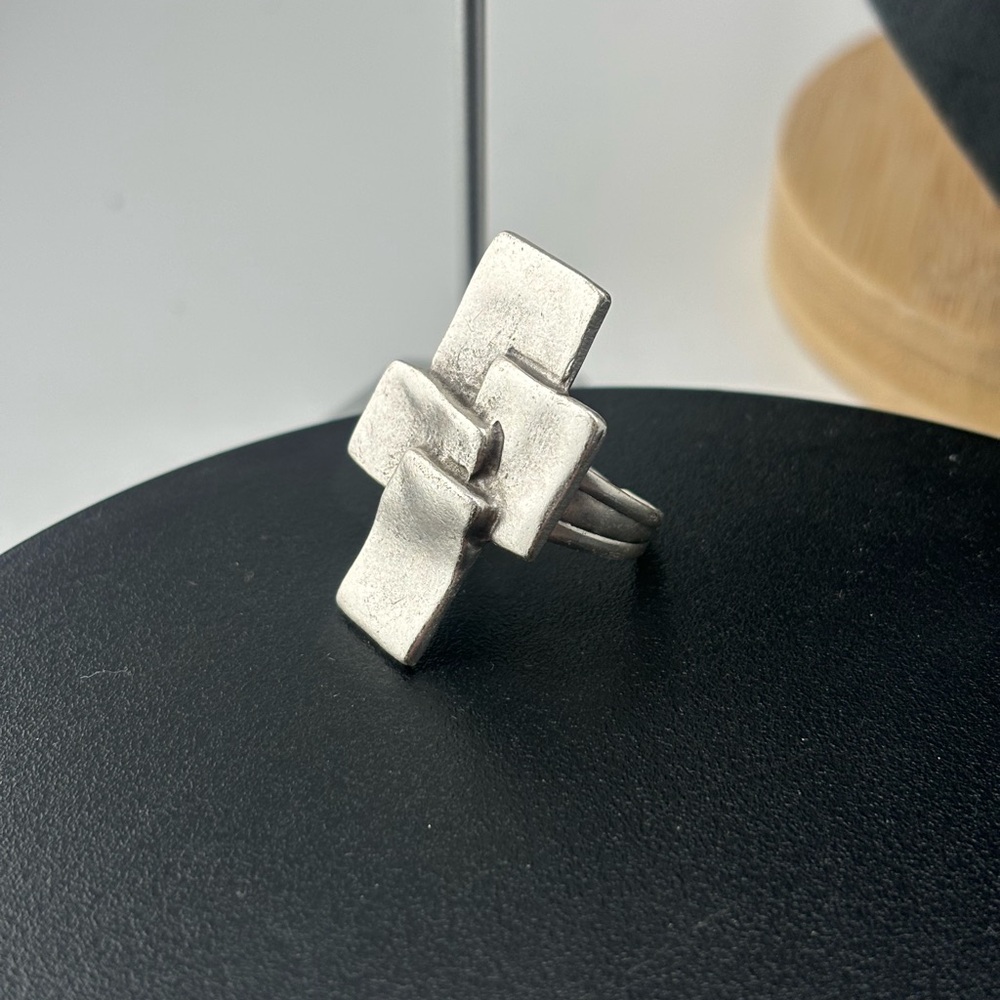 The Scream Pewter Ring